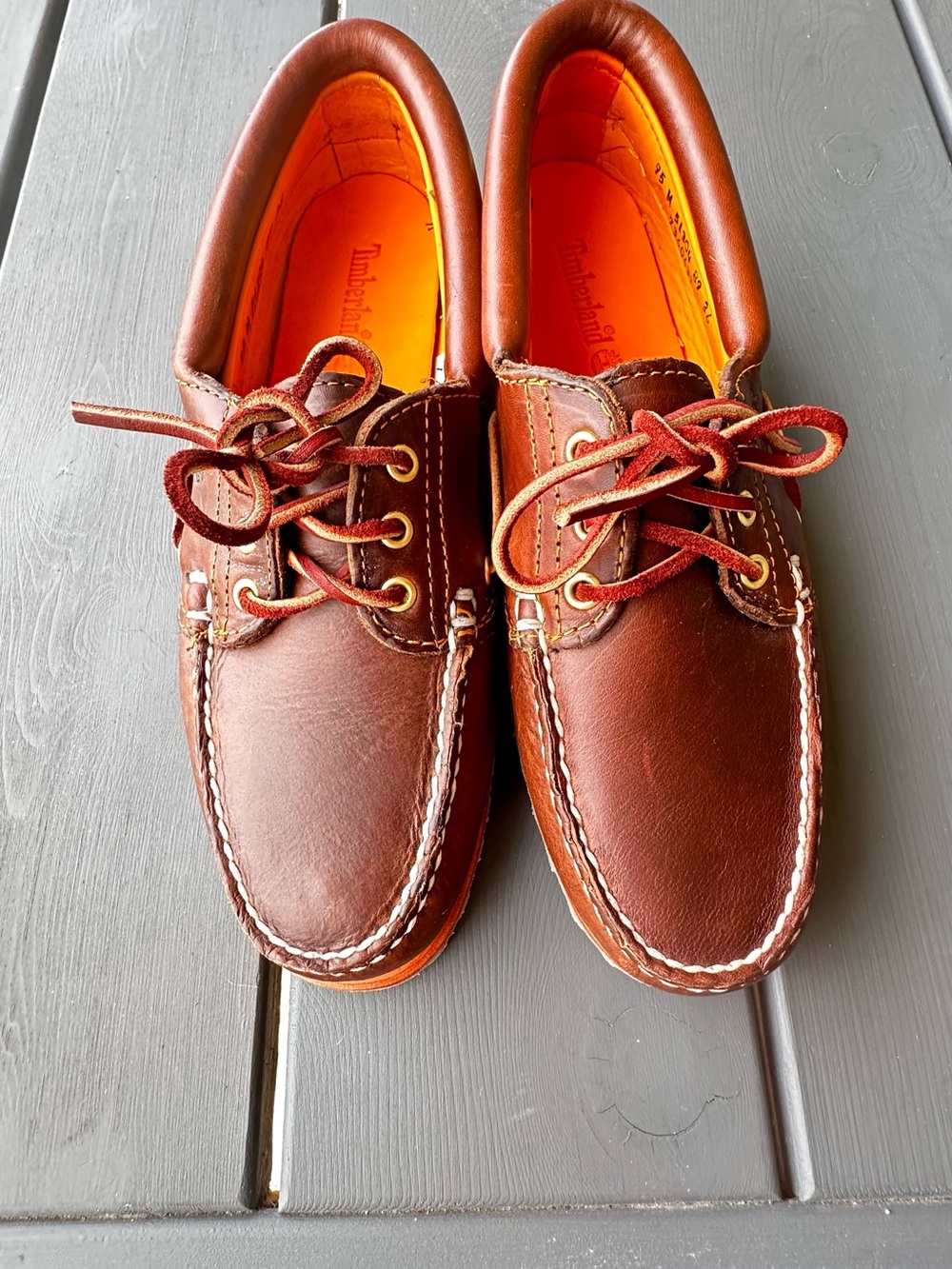 Timberland Authentics 3-Eye Boat Shoe women. Size 9.5